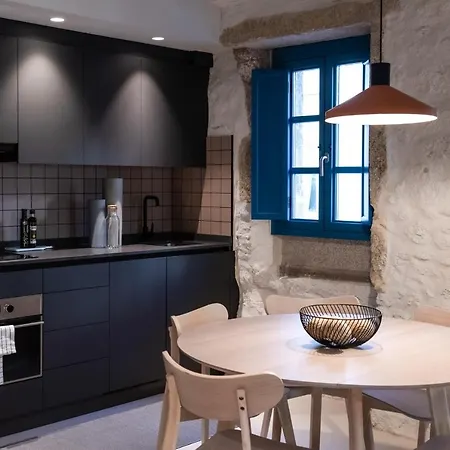 Houmi Orzan Apartment *