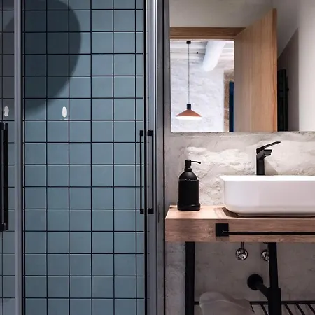 Houmi Orzan Apartment *