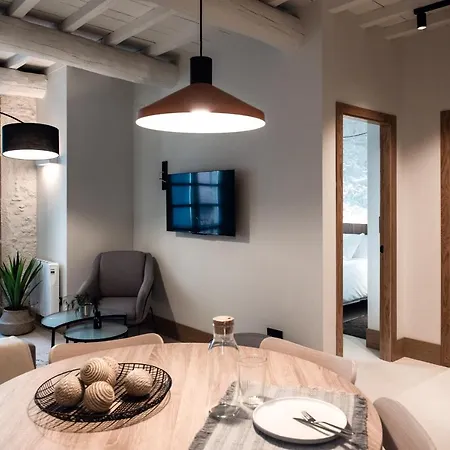 Houmi Orzan Apartment *